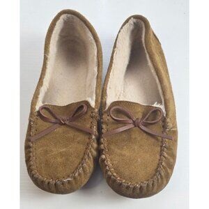 Secret Treasures Moccasin Slipper size 6